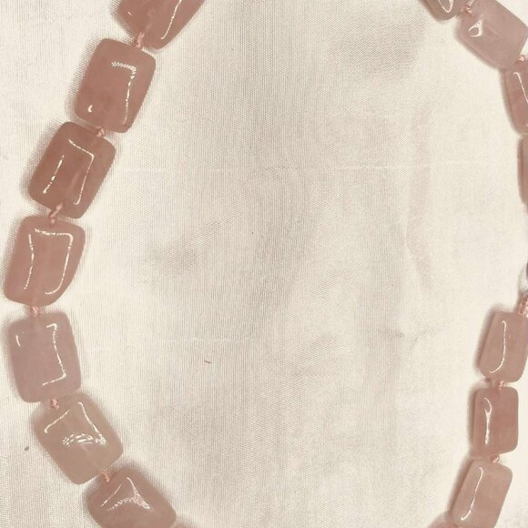 Vintage Pink Rose Quartz Necklace – Natural Stone, 46 cm, Canada - Picture 4 of 8
